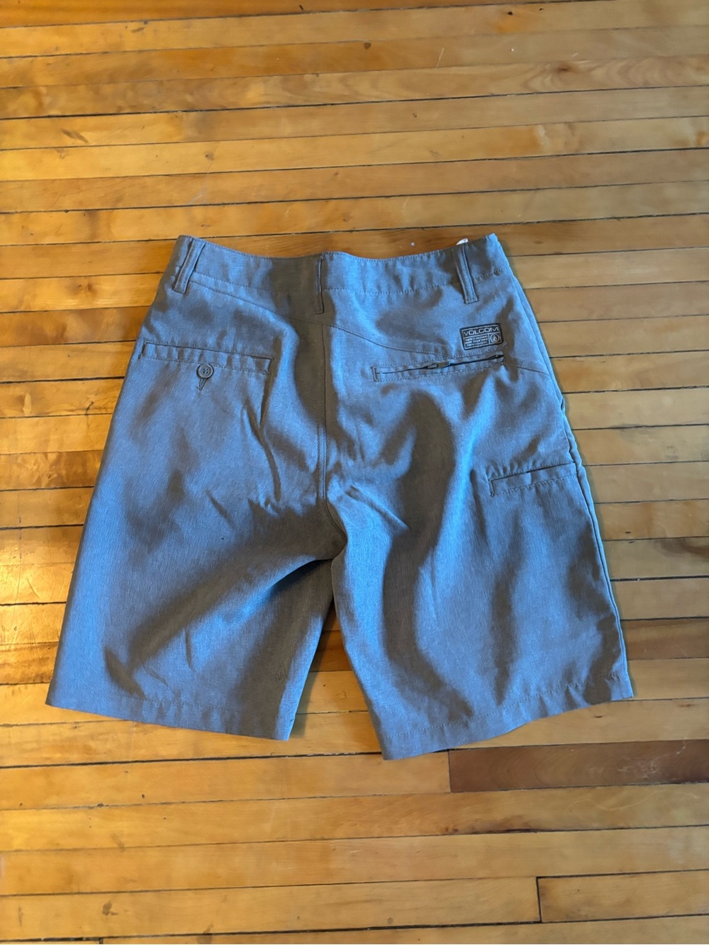 Volcom Surf & Turf Men’s Gray 4-Way Stretch Shorts Size 28